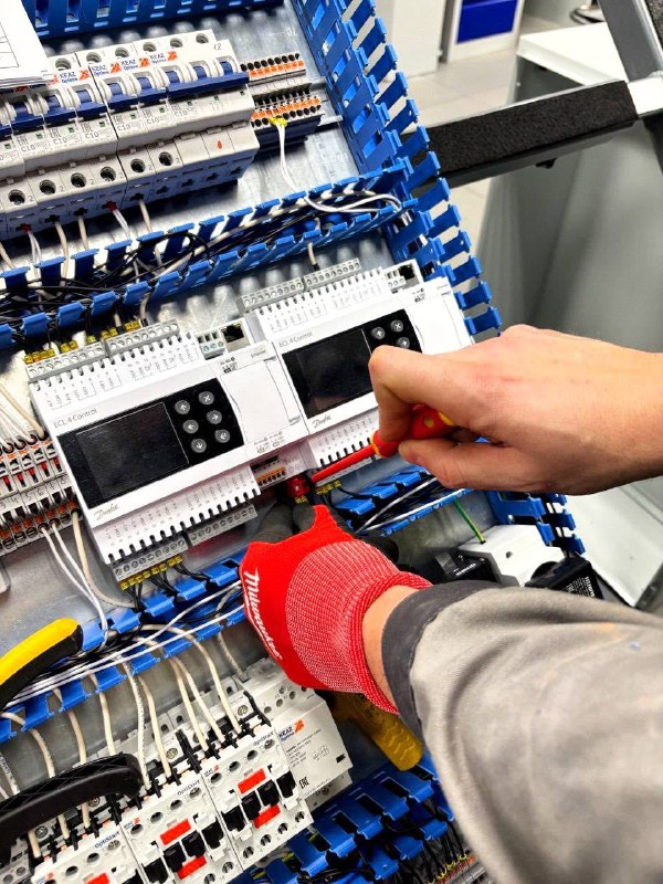 Автоматизация отопления в школе на Зейской, 54 в Кемерово успешно завершена Автоматизация отопления в школе на Зейской, 54 в Кемерово успешно завершена